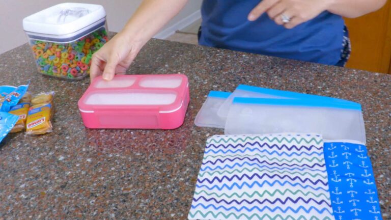 Best Kids’ Snack Containers For RV Tripsproduct featured image thumbnail.