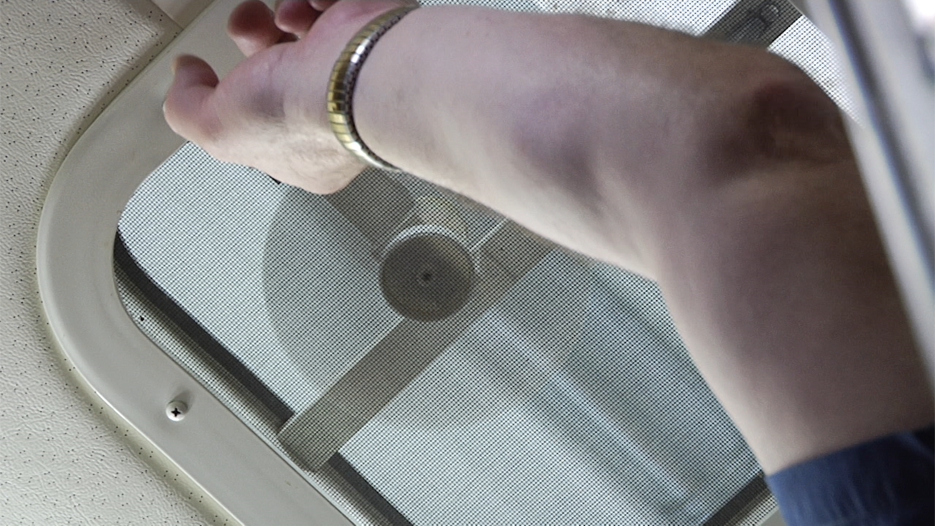 Quick Tip to Keep Your RV Bathroom Fresh RV Repair Club RV Repair Club