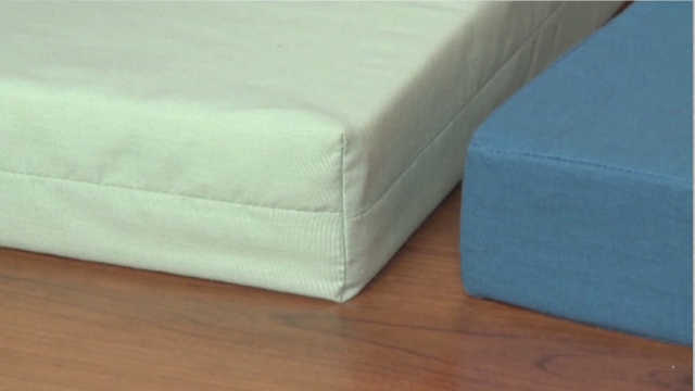How to Sew A Pillow & Sewing Perfect Corners