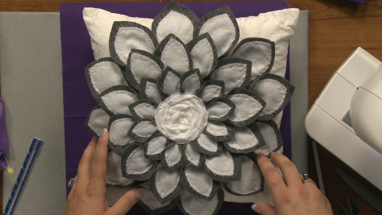 Flowery felt pillow