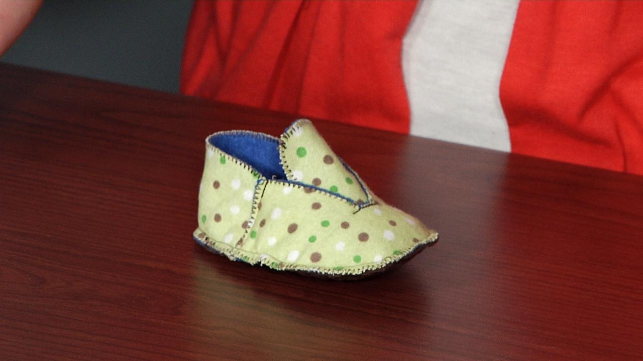 Small polka dot fabric shoe
