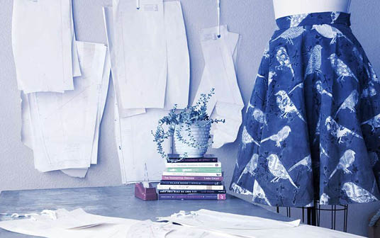 Blue bird pattern skirt