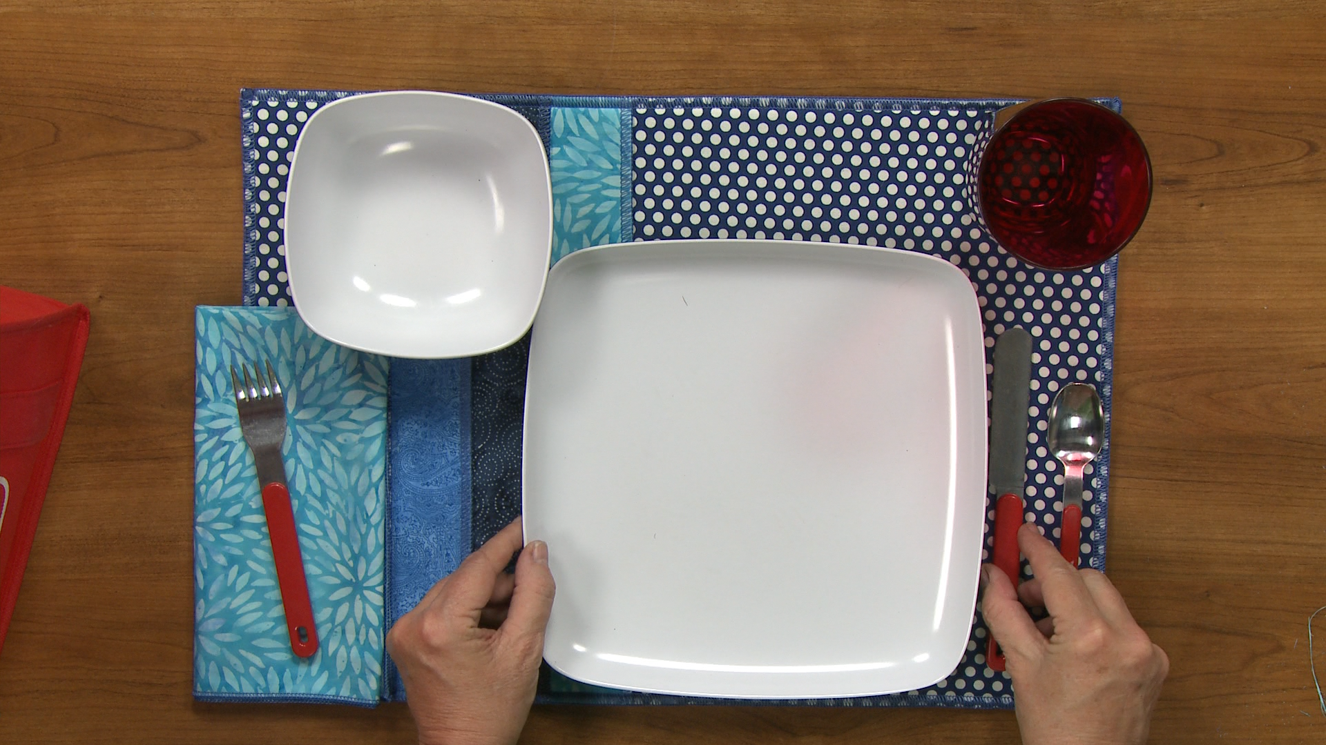 Session #7: Super Simple Placemat and Napkin