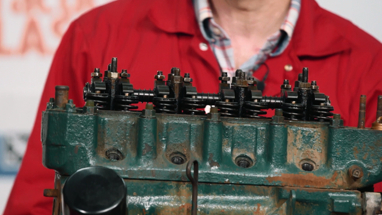 How and When to Remove a Cylinder Head - Top Tips
