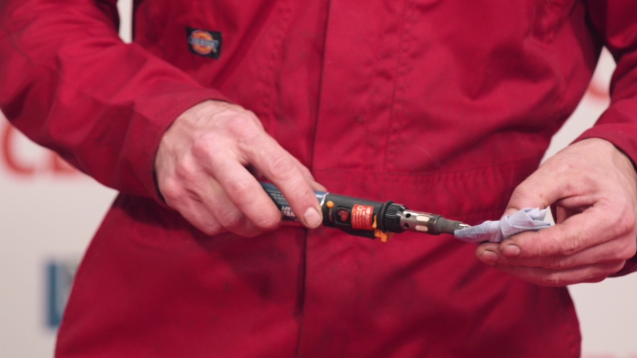 how-to-clearn-your-soldering-iron