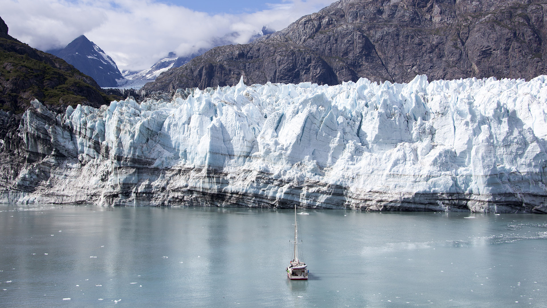 Icebergs, Glacier Bay National Park, Alaska загрузить