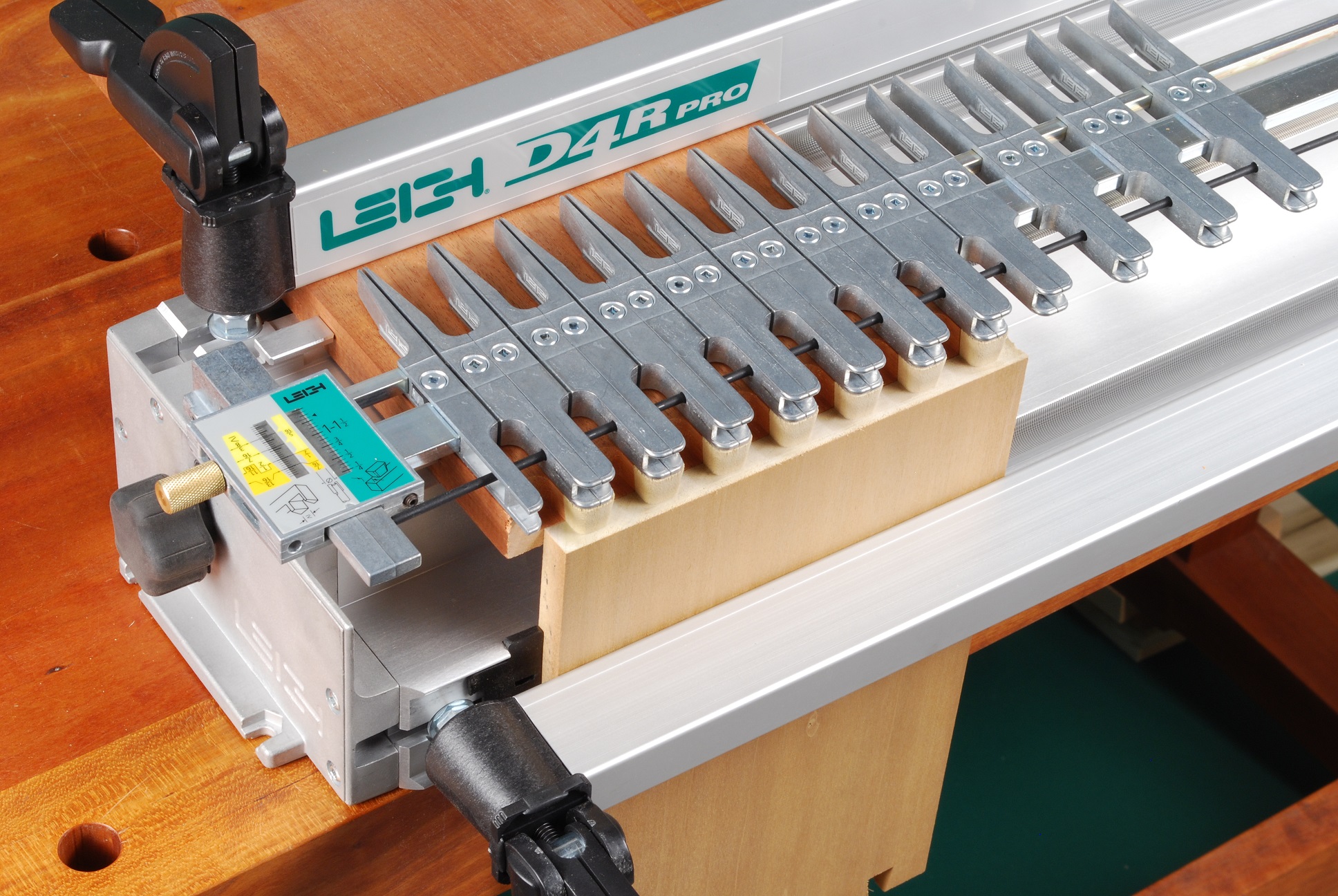 Leigh dr4 pro dovetail shop jig