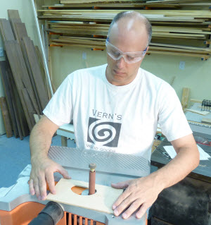 Reviewing the Ridgid EB4424 Oscillating Edge Belt and Spindle Sander