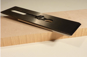 Reviewing the Hock One-Inch Carving Knife