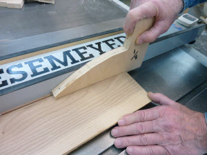 Ripping thin strips of wood