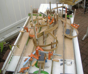 Making Unique Wooden Floral Arrangements by Steam Bending Wood