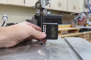 Digital Measuring Tools for Woodworking | WoodWorkers Guild of America