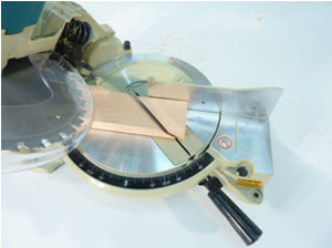 Reviewing the Makita LS1040 10