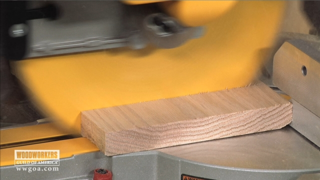 How to Select a Blade for a Sliding Miter Saw