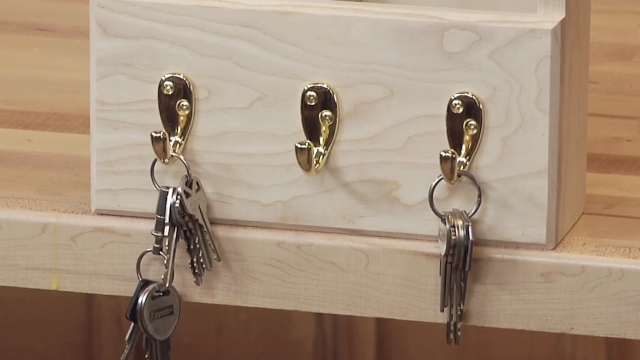 Wooden Key and Mail Organizer product featured image thumbnail.