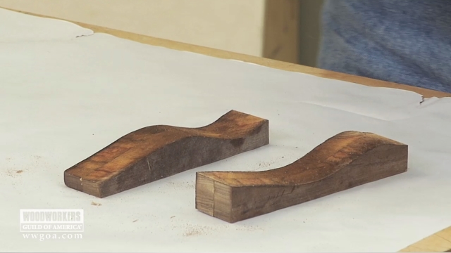Add a Curved Accent Stripe to Your Woodworking Project