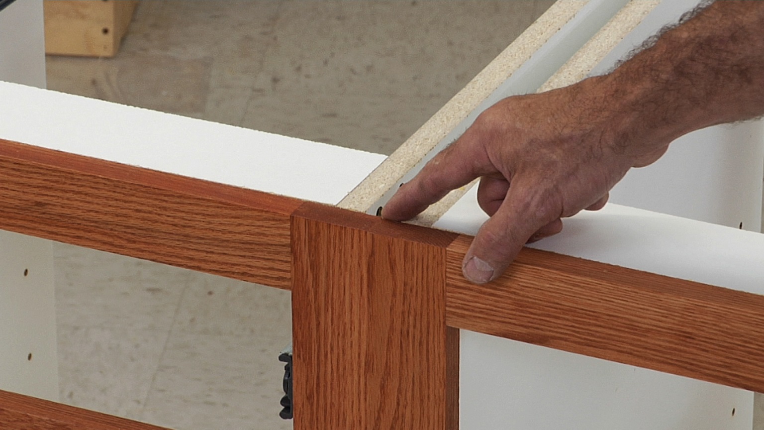 Scribe on a Cabinet Face Frame Woodworkers Guild of America