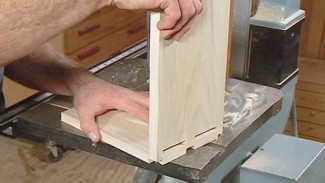 Cutting Dovetails on a Bandsaw