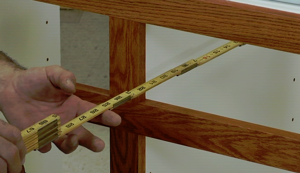 Measuring a cabinet