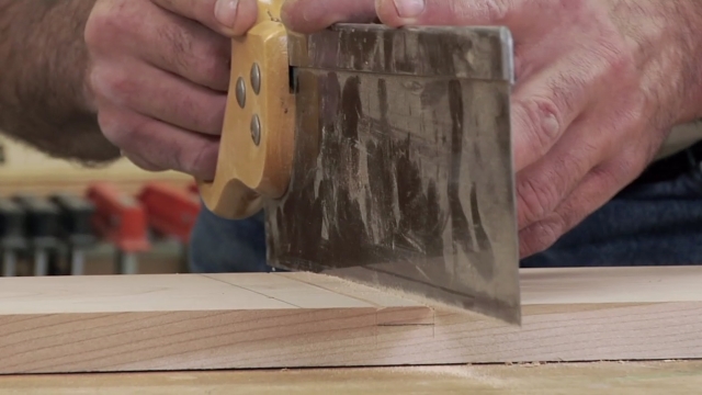 Using Hand Tools to Cut a Dado - Part 2