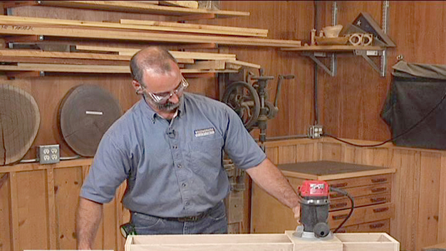 How to Turn a Cylinder with a Router