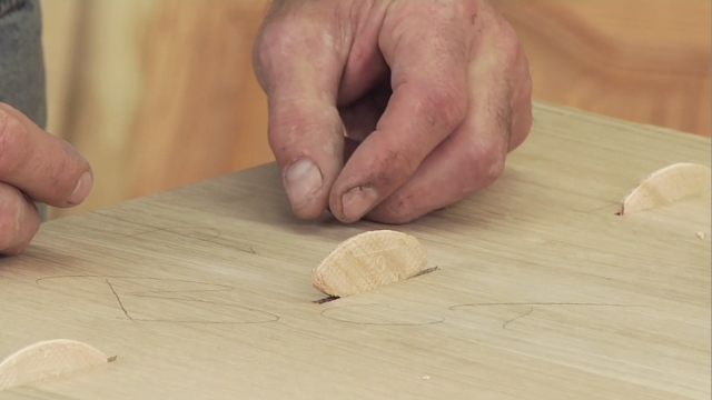 How to Shrink Wood Biscuits