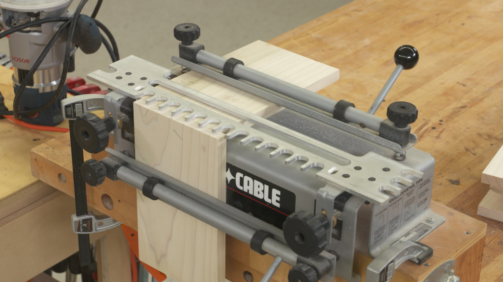 Set Up and Use a Dovetail Jig WoodWorkers Guild of America