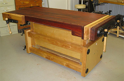 adjustable height workbench