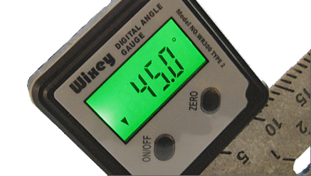 Digital angle gauge