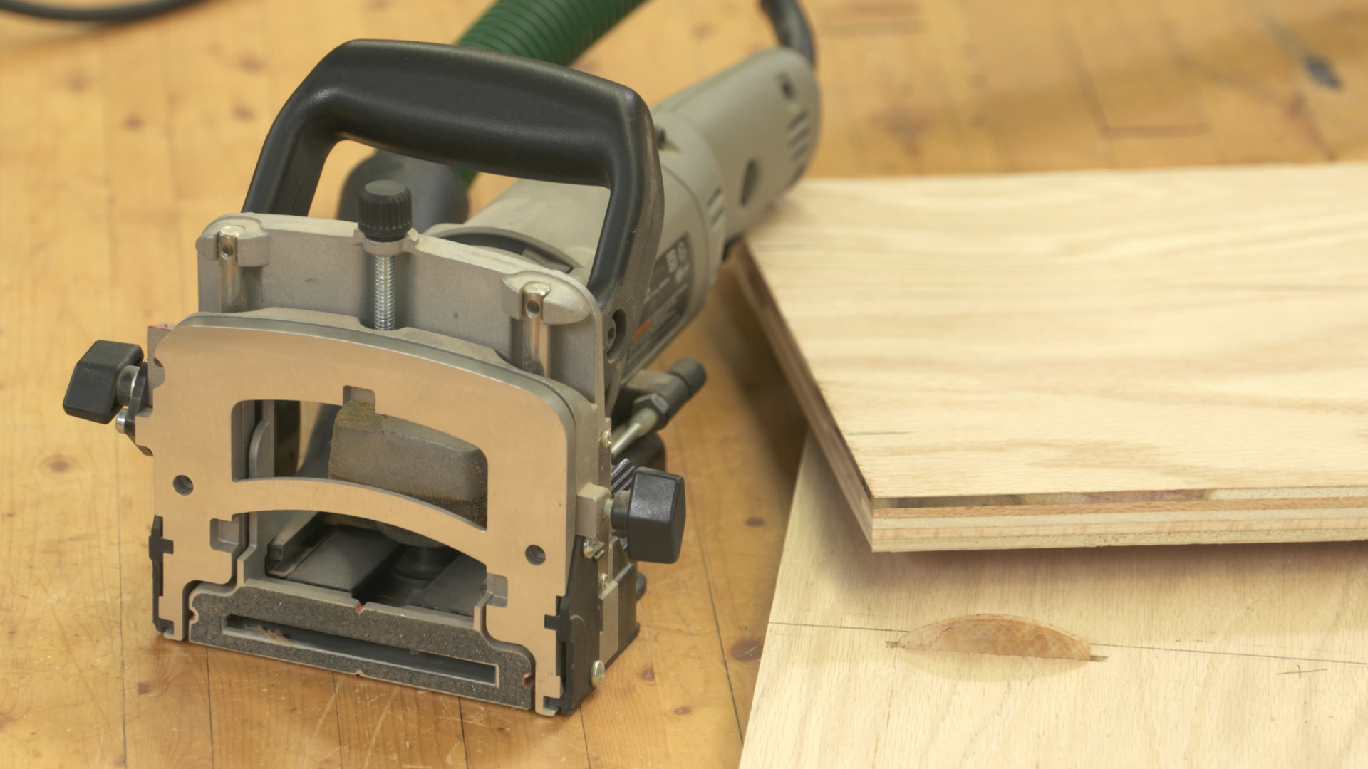 Biscuits Per Foot of Wood? - Woodworking, Blog, Videos, Plans