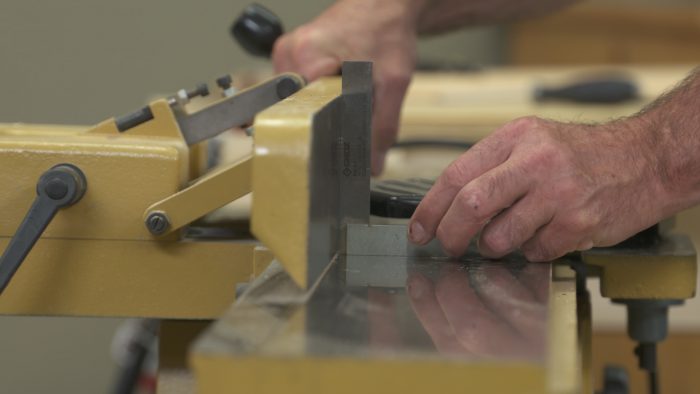 Setting a jointer table