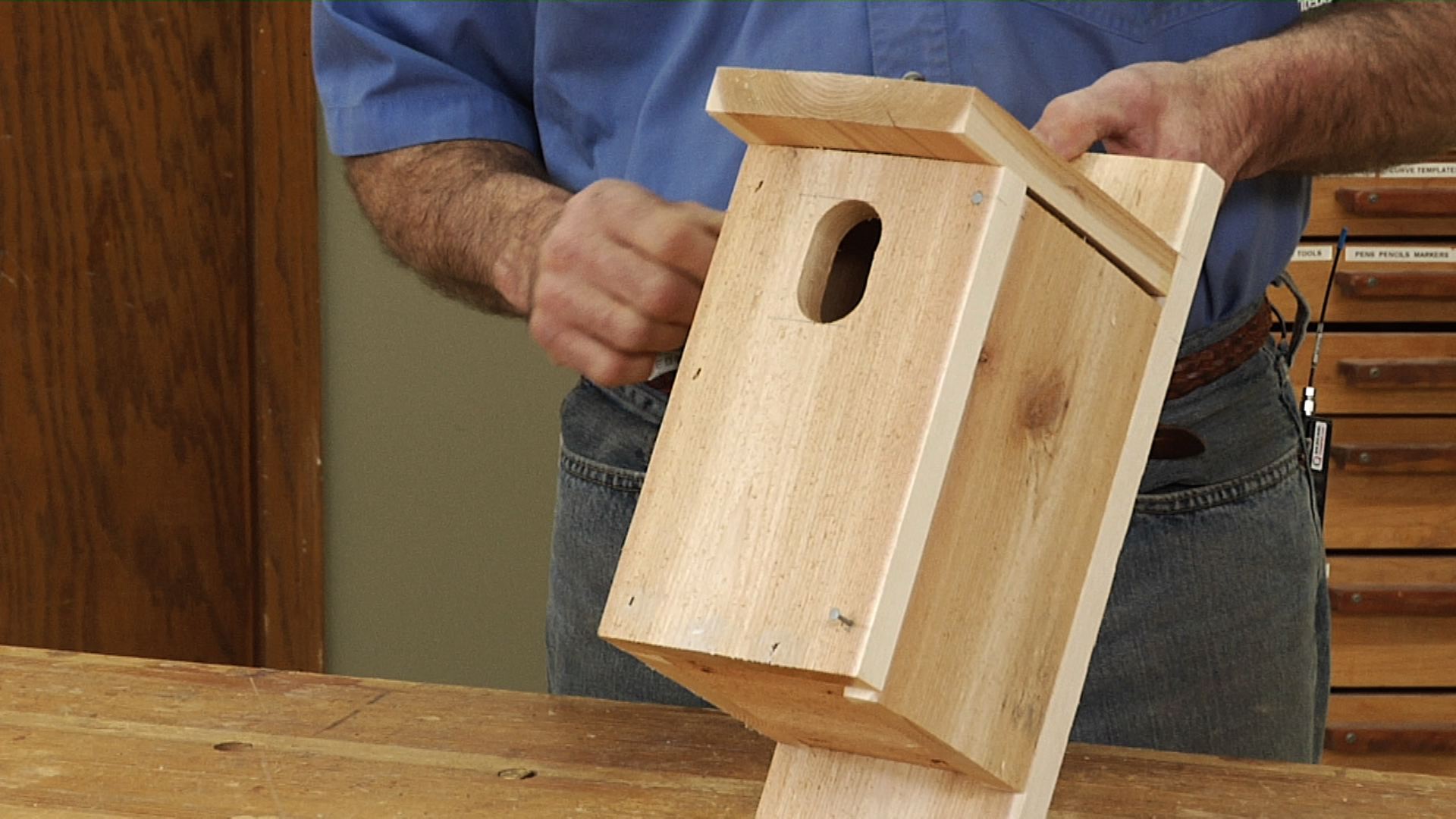 Flocking the One Piece Boxes - A woodworkweb.com woodworking video 