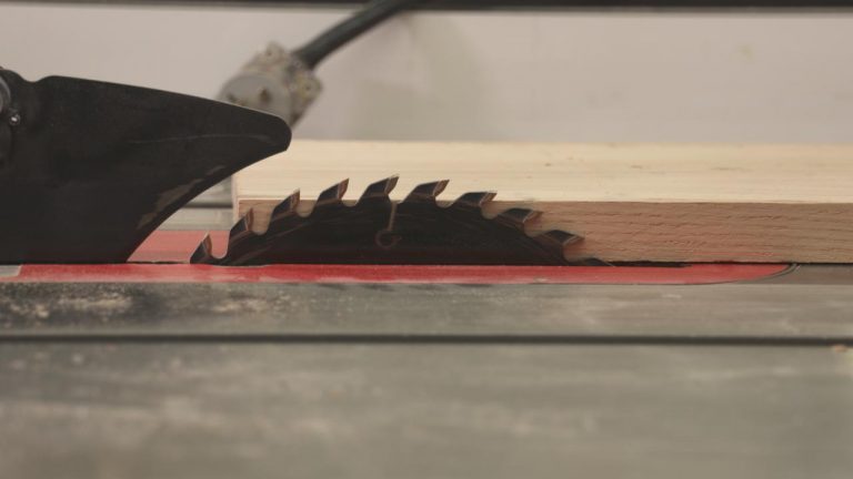 Determining a Safe Table Saw Blade Height