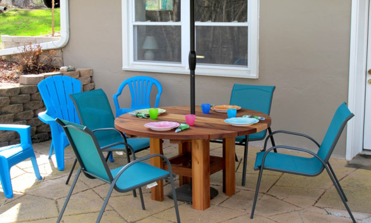 Outdoor 4 Person Table