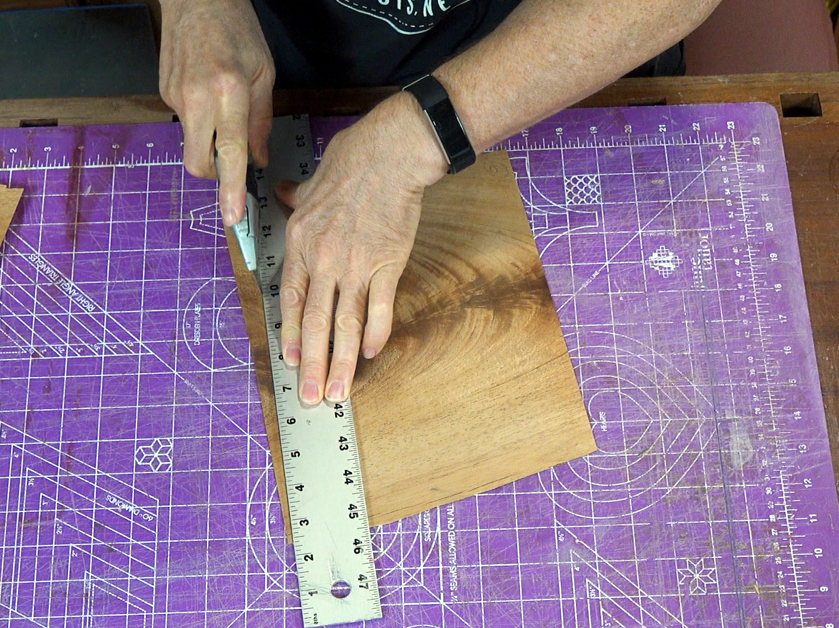 cutting veneer