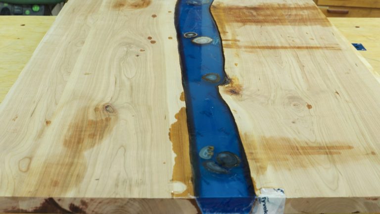 Epoxy pour in a wooden table