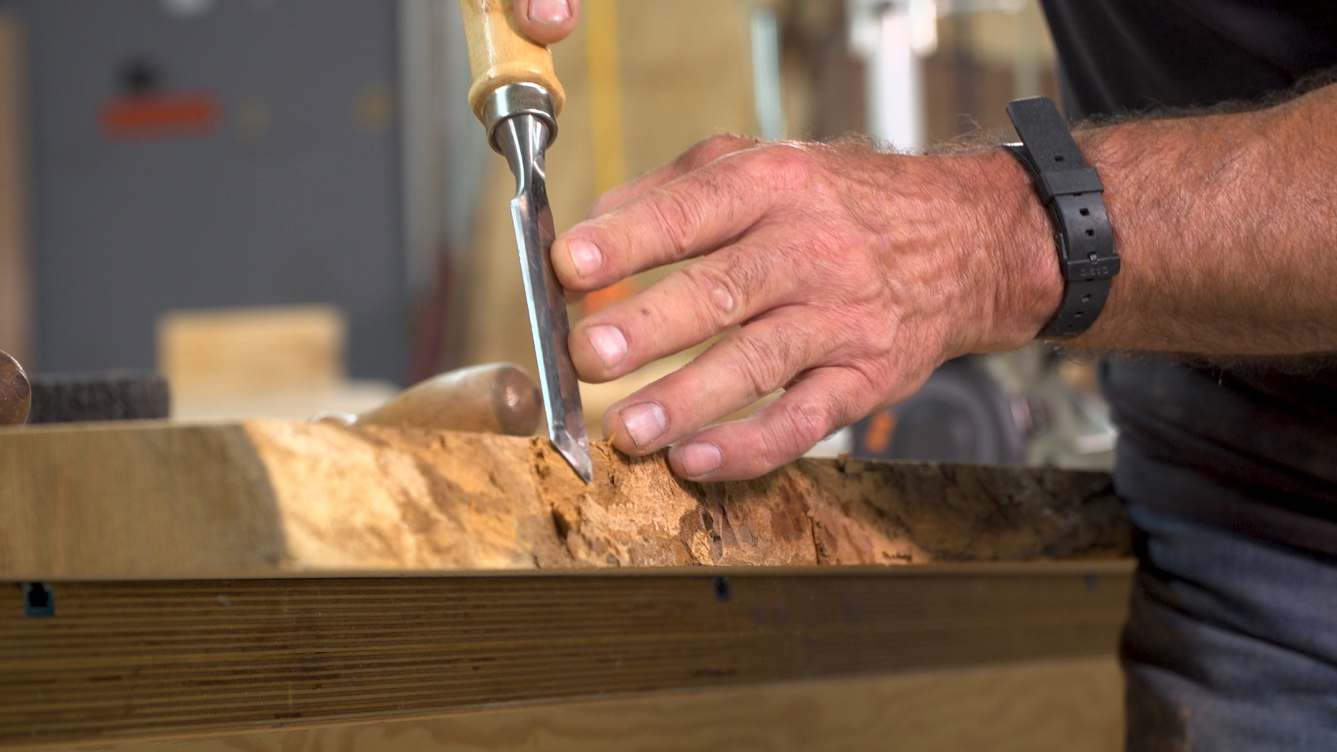 Working with Live Edge Slabs  WoodWorkers Guild of America