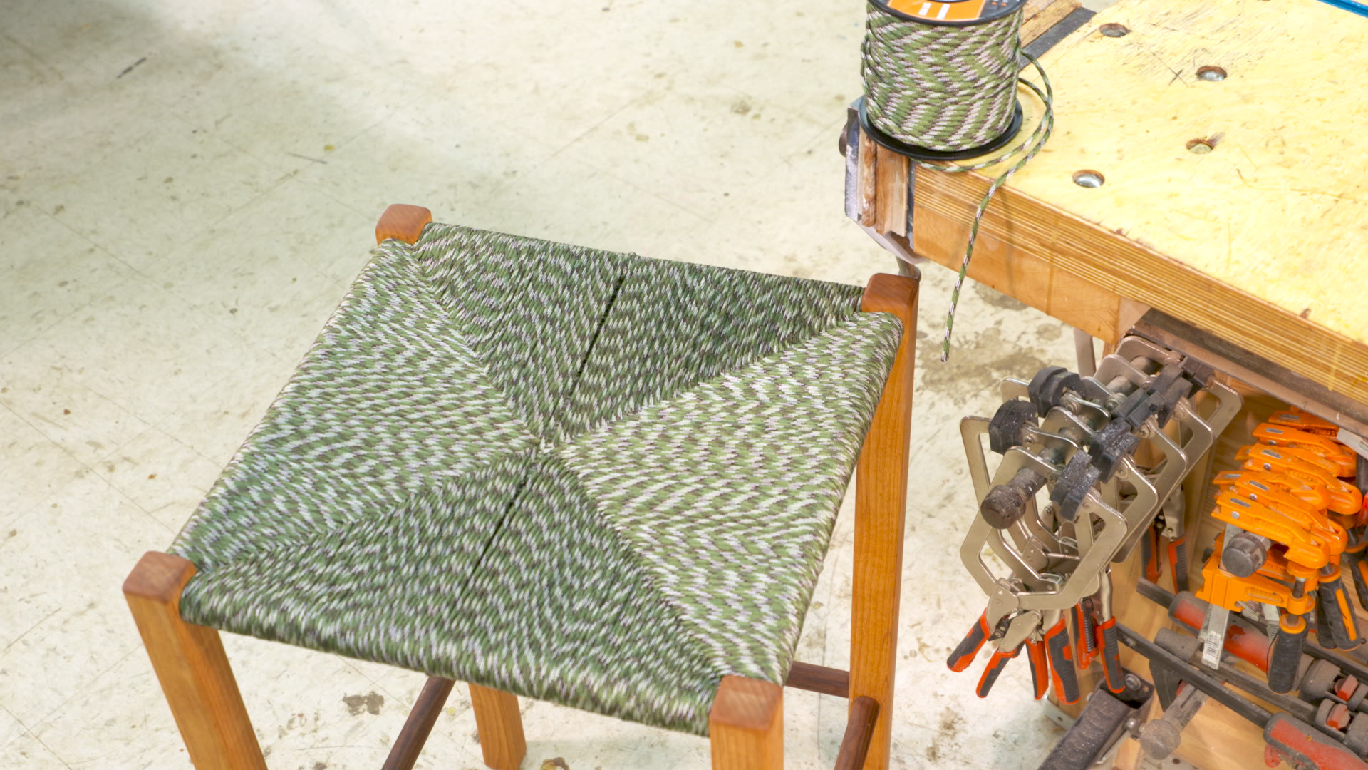 Making a woven seat stool