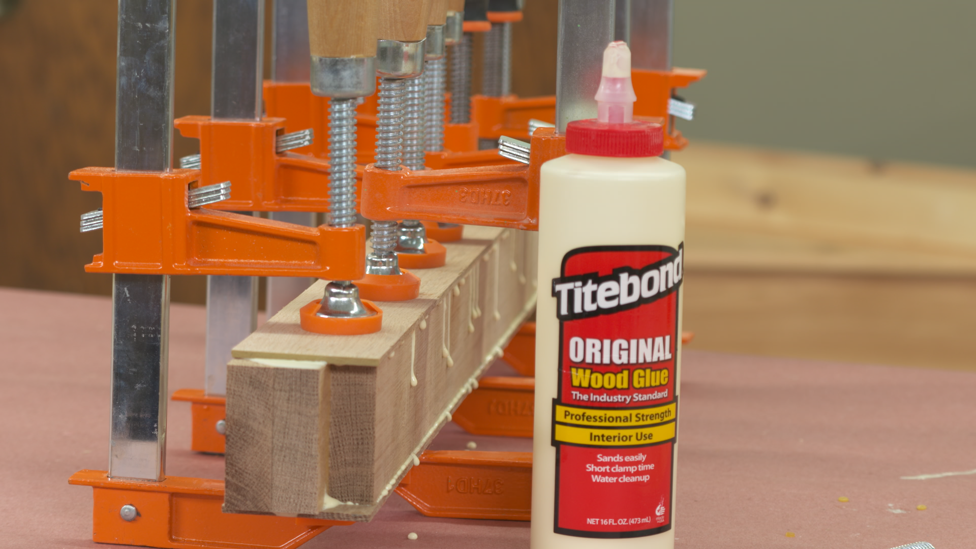 Use Titebond Glue to Apply Quartersawn Shop Made Veneer