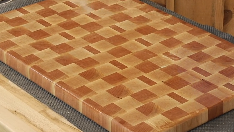 End-grain cutting board