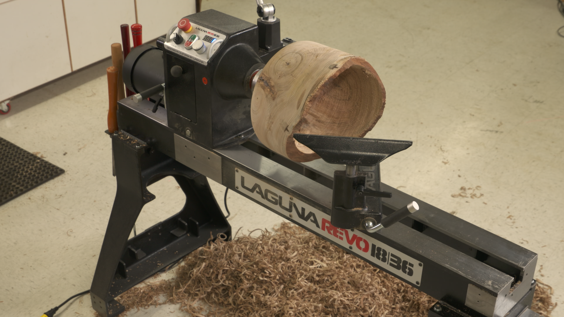 Using a Laguna Lathe for Turning Large Wooden Bowls