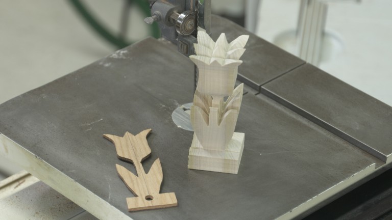 Compound cuts to make wooden flowers