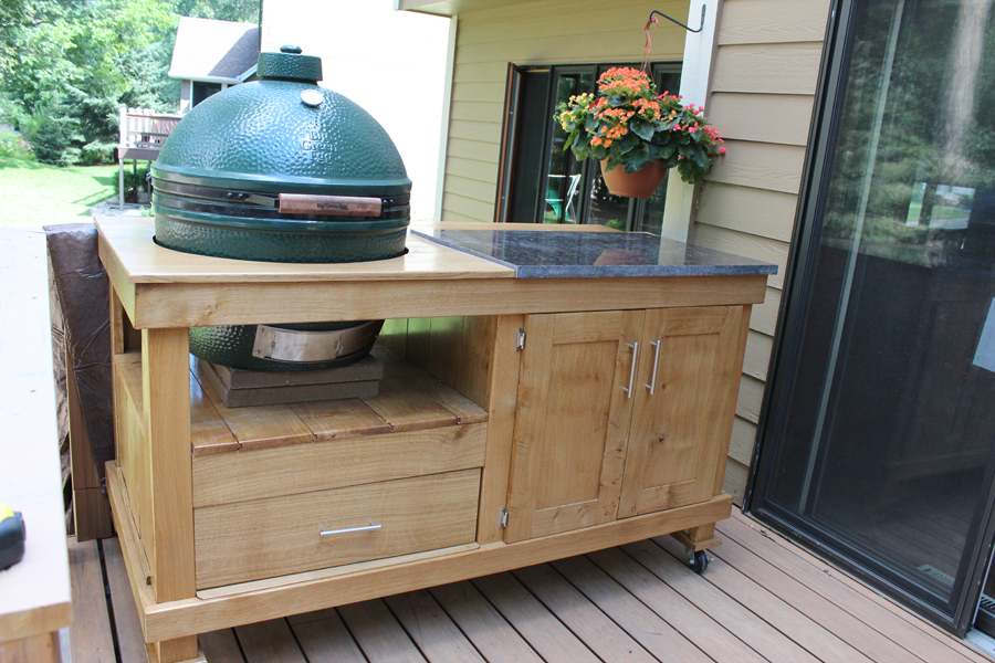 Collapsible Grill Table Woodworking Plan